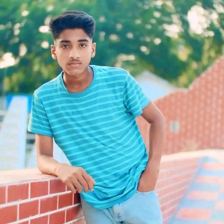 Md Razin