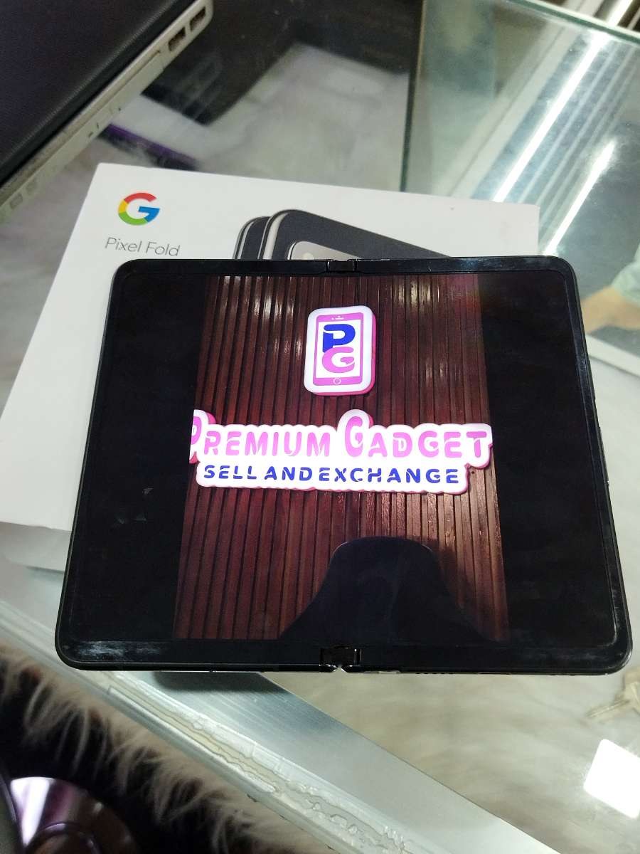 Pixel Fold
