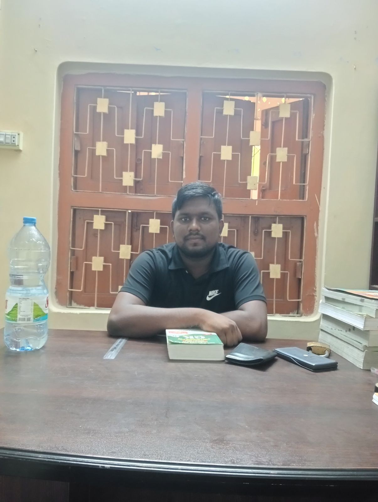 বাসায় গিয়ে পড়াতে চাই। ফোন-01735117425
